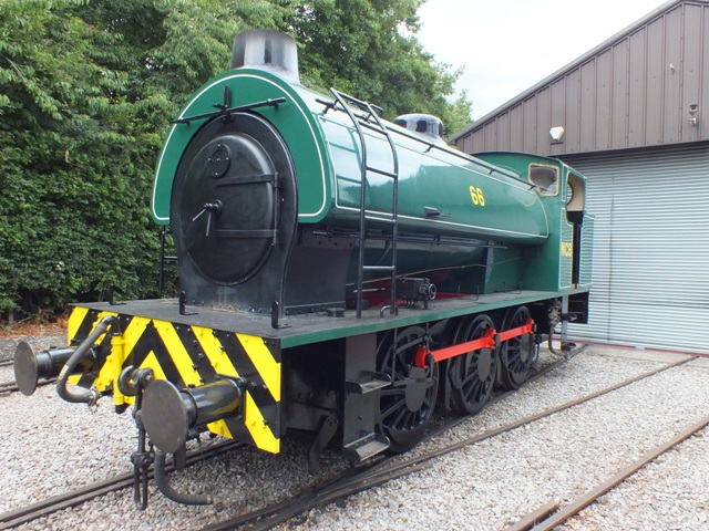 66 (Hunslet Engine Co 3890/1964)